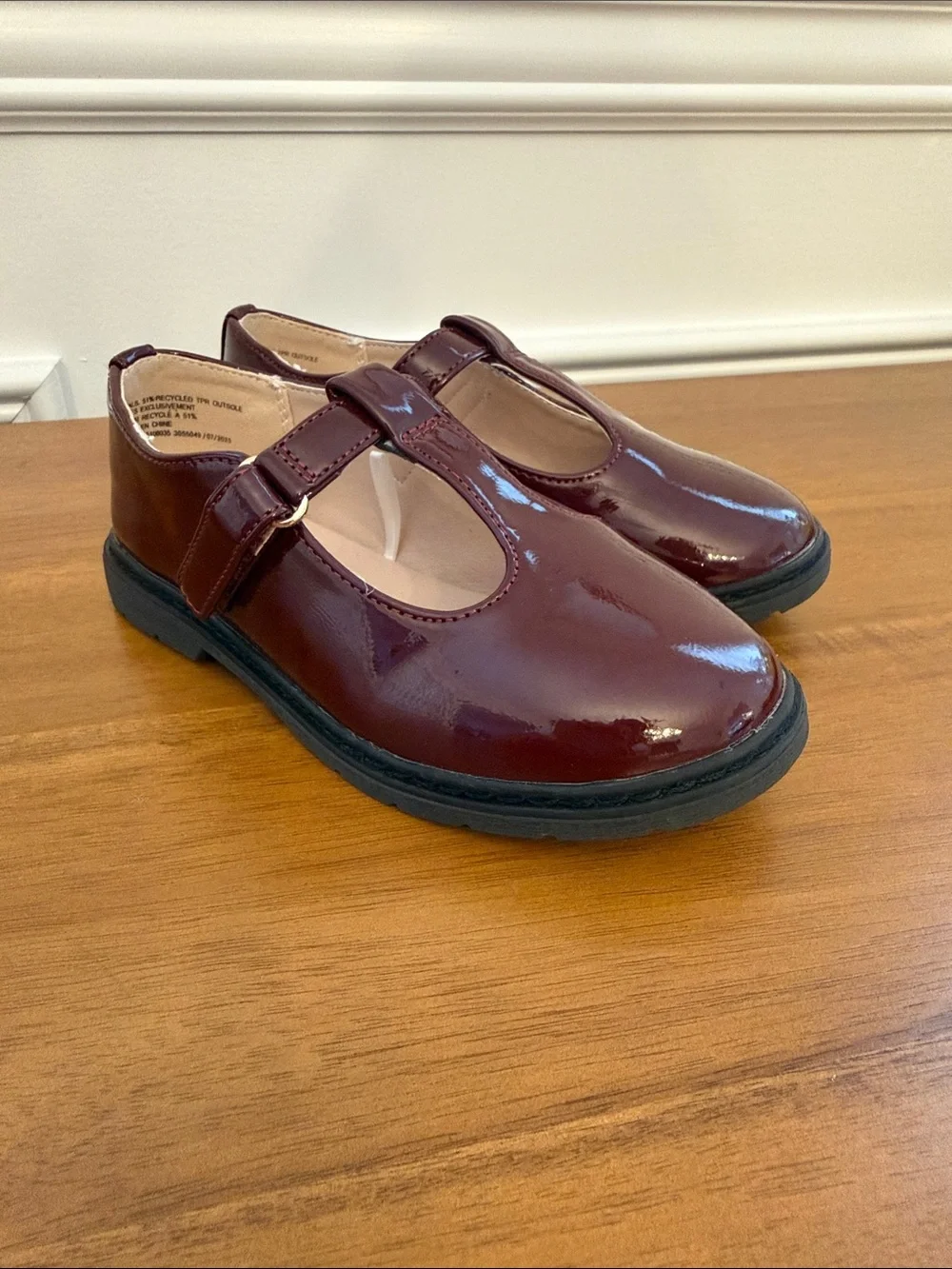 The Children’s Place - Girls' Mary Jane Shoes - Burgundy Patent